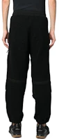 Shop STONE ISLAND FW22 刺繡標誌男士黑色休閒長褲 771561541-V0029