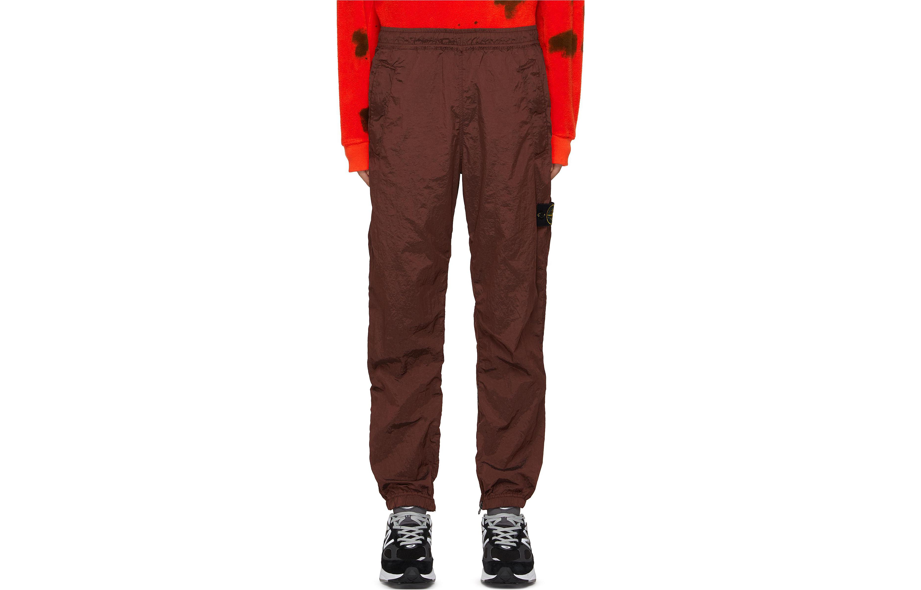 STONE ISLAND FW23  Brown-Red Logo Straight Nylon Zipper Casual Pants. 791531119-V0077