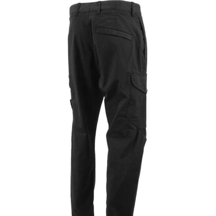 Lookbook STONE ISLAND FW24 黑色寬鬆尼龍慢跑褲 彈性腰圍裤子 811531019-V0029