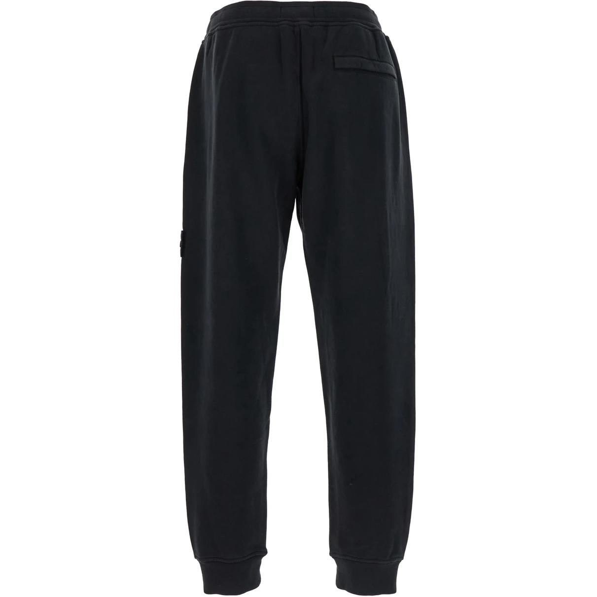 Lookbook ストーンアイランド FW24 ブラック スリムフィット ロゴ ジョガーパンツ メンズ 811560920-V0029