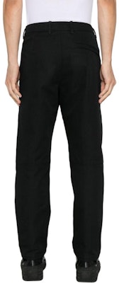 STONE ISLAND FW24 Seluar Kargo Hitam Lelaki Poket Tepi dengan Logo Patch. 811532403-V0029 Details for STONE ISLAND FW24 Seluar Kargo Hitam Lelaki Poket Tepi dengan Logo Patch. 811532403-V0029