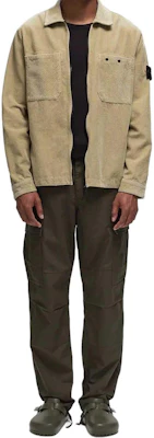 STONE ISLAND FW24 Jaket Corduroy Logo Kantong Ganda Resleting Warna Stone 811511604-V0097 Shop STONE ISLAND FW24 Jaket Corduroy Logo Kantong Ganda Resleting Warna Stone 811511604-V0097