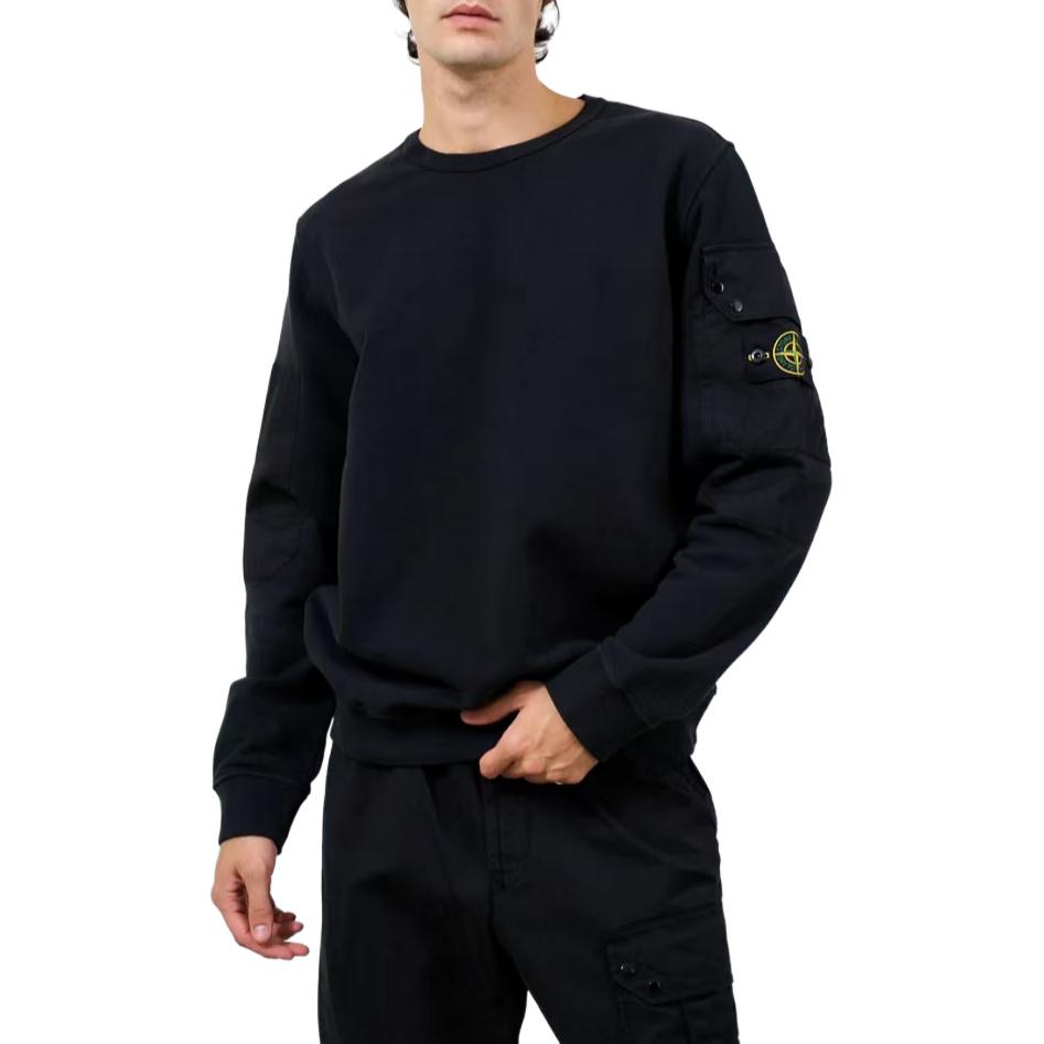 Purchase 스톤아일랜드 FW24 로고 암 포켓 플리스 코튼 크루넥 스웻셔츠 블랙 유니섹스 811563920-V0029