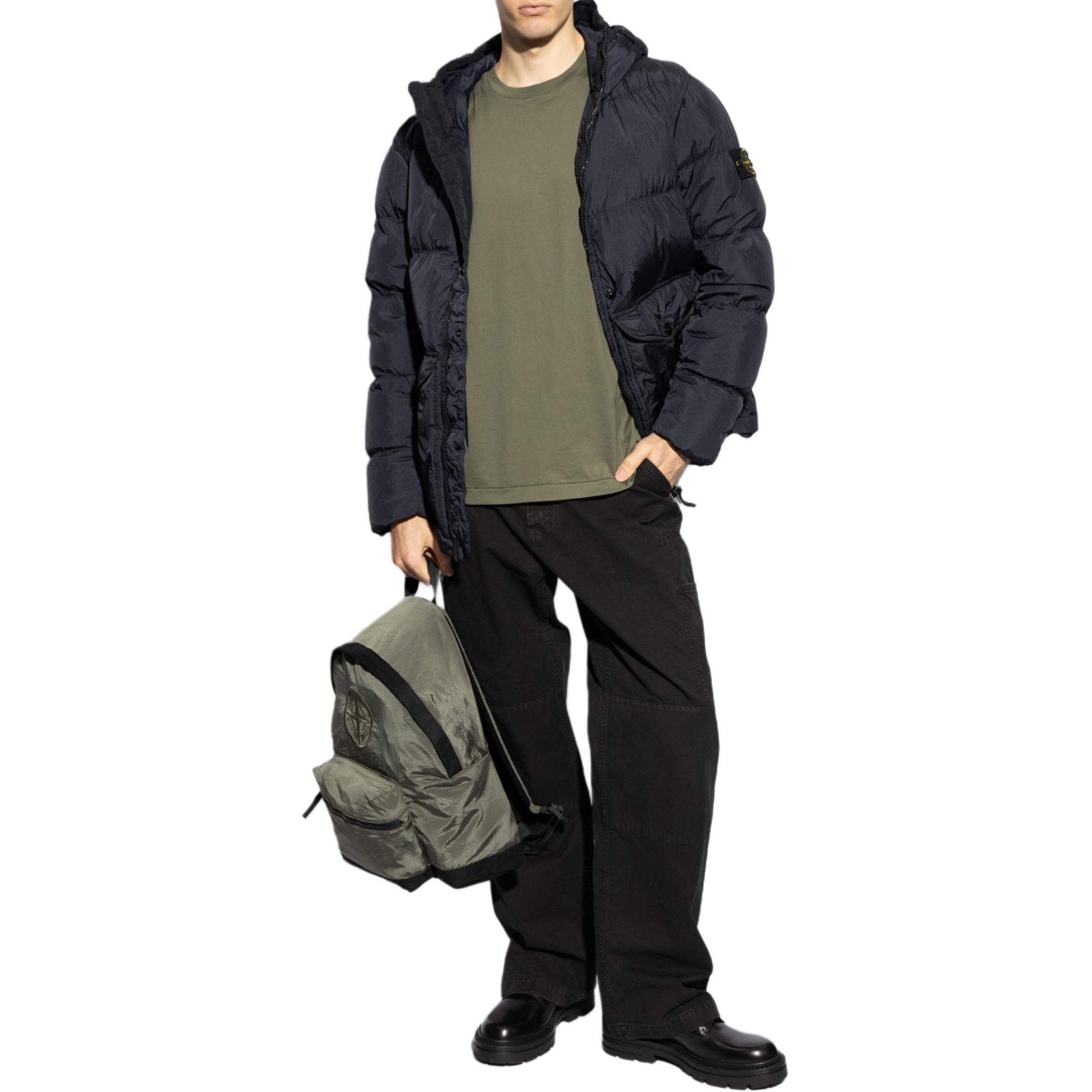 Purchase STONE ISLAND FW24 Logo Crewneck Knit Lengan Panjang Tee Hijau. 811522713-V0059