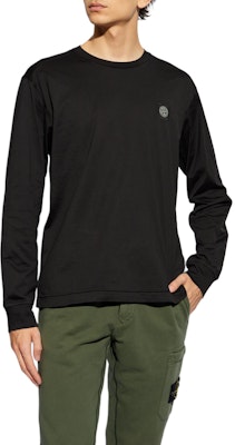 STONE ISLAND FW24 标志针织长袖圆领黑色T恤 811522713 0-A0029 Lookbook STONE ISLAND FW24 标志针织长袖圆领黑色T恤 811522713 0-A0029