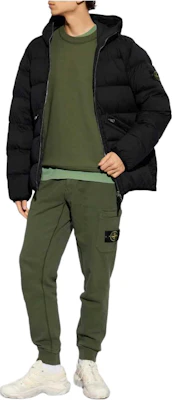 STONE ISLAND FW24 Sudadera Verde Unisex con Logo y Puños Acanalados. 811563051-V0059 Shop STONE ISLAND FW24 Sudadera Verde Unisex con Logo y Puños Acanalados. 811563051-V0059