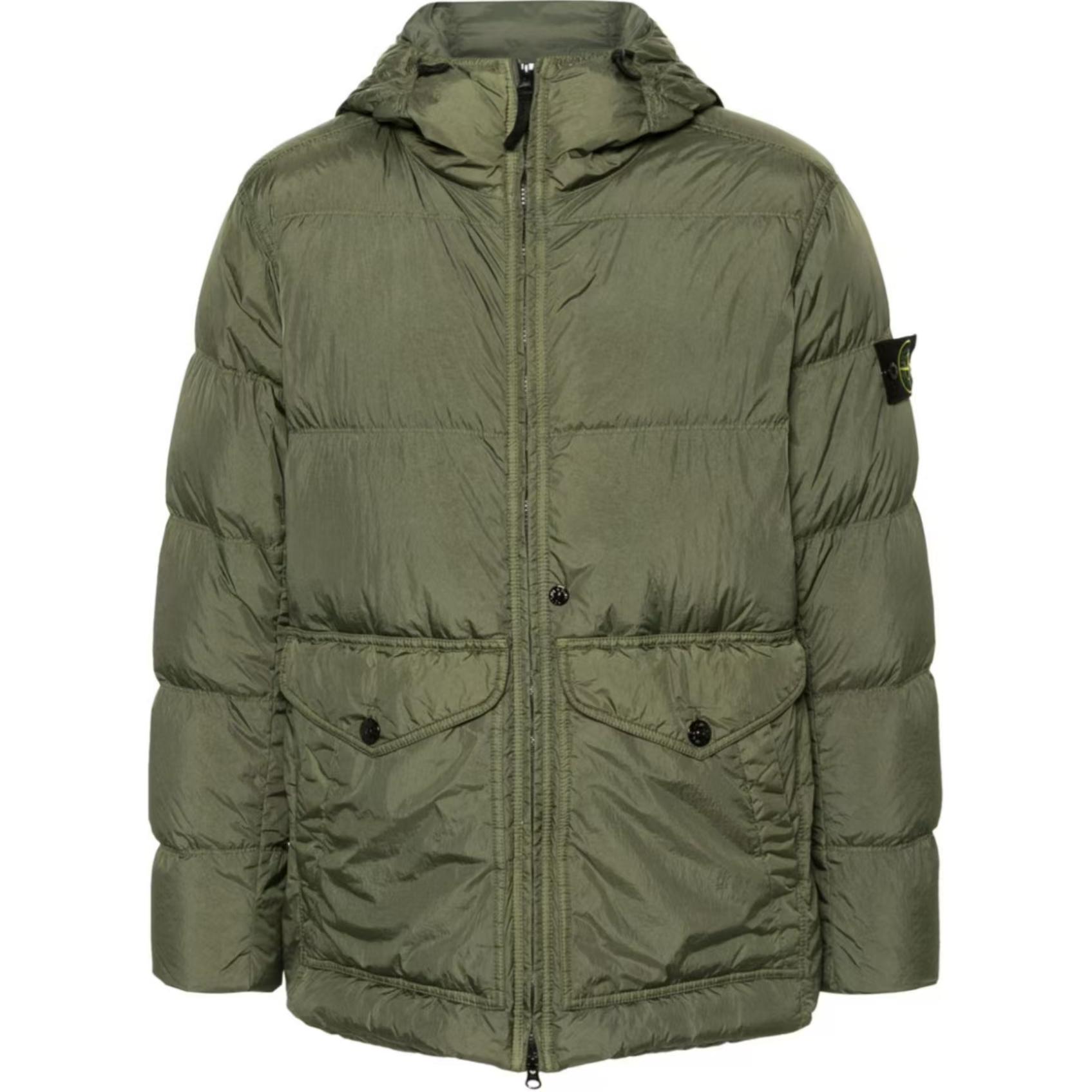 Stone Island FW24 Unisex Windproof Waterproof Crinkled Nylon Down Jacket in Green. 811540723-V0059