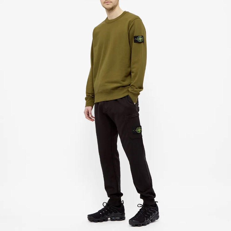 STONE ISLAND Garment Dyed Olive Green Crewneck Sweatshirt with Compass Patch. 741563051-V0058 圖 6