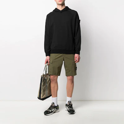 Stone Island Ghost Pieces 黑標連帽衫 男士黑色款 7415653F3-V0029 Shop Stone Island Ghost Pieces 黑標連帽衫 男士黑色款 7415653F3-V0029