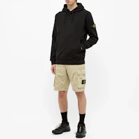 Shop STONE ISLAND 標誌連帽衫 黑色 秋季系列 741564151-V0029
