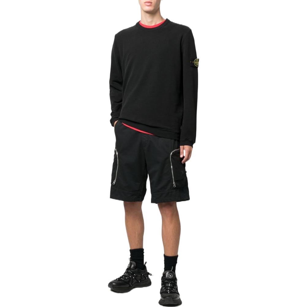Lookbook STONE ISLAND Logo Patch Crewneck Sweatshirt Hitam 771561351-V0029