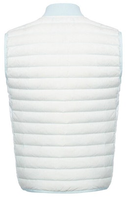 STONE ISLAND徽标贴饰男女款绗缝羽绒背心 7415G0225-V0041 Lookbook STONE ISLAND徽标贴饰男女款绗缝羽绒背心 7415G0225-V0041