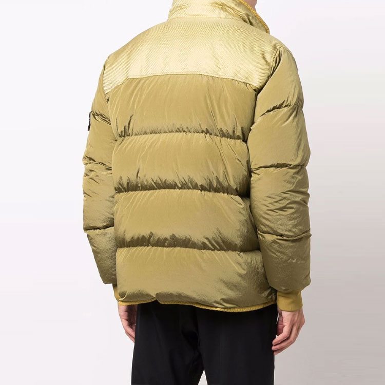 Stone Island Metallic Nylon Compass Patch Puffer Jacket Unisex Yellow. 751542840-V0098 圖 4