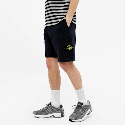 Stone Island Navy Blue Celana Pendek Kasual Mid-Waist dengan Patch. 741564651-V0020 Shop Stone Island Navy Blue Celana Pendek Kasual Mid-Waist dengan Patch. 741564651-V0020