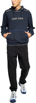 STONE ISLAND 深藍字母刺繡寬鬆版連帽長袖男士上衣 791560678-V0020 Lookbook STONE ISLAND 深藍字母刺繡寬鬆版連帽長袖男士上衣 791560678-V0020