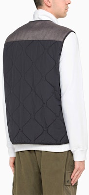 Stone Island 尼龙混纺V领拉链马甲 黑色 7515G0840-V0029 Details for Stone Island 尼龙混纺V领拉链马甲 黑色 7515G0840-V0029