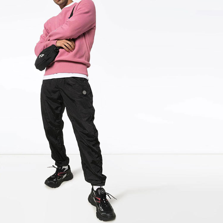 Details for 스톤아일랜드 나일론 로고 패치 조거 팬츠 유니섹스 블랙. 711563136-V0029