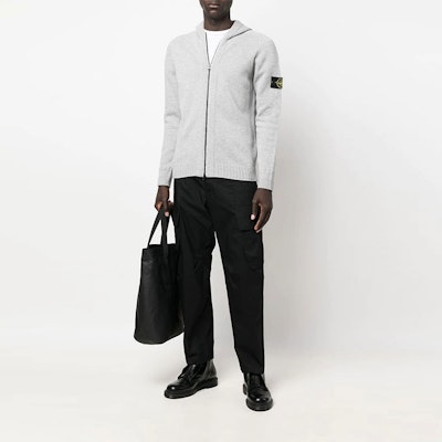 ストーンアイランド シャドウプロジェクト ブラックニットジョガーパンツ ポケット付き 771930417-V0029 Lookbook ストーンアイランド シャドウプロジェクト ブラックニットジョガーパンツ ポケット付き 771930417-V0029