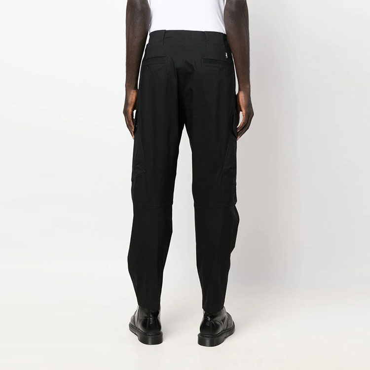 Shop ストーンアイランド シャドウプロジェクト ブラックニットジョガーパンツ ポケット付き 771930417-V0029