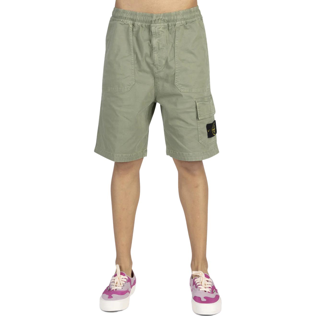 STONE ISLAND Solid Logo Patch Mid-Rise Straight-Fit Shorts Green . 7815L0904-V0155 圖 3