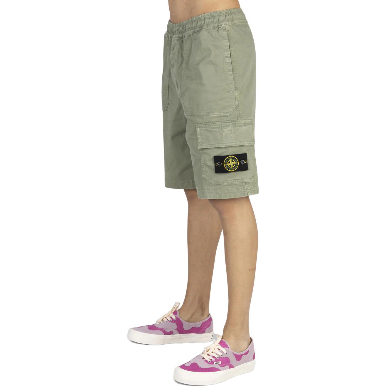 STONE ISLAND Solid Logo Patch Mid-Rise Straight-Fit Shorts Green . 7815L0904-V0155 圖 6