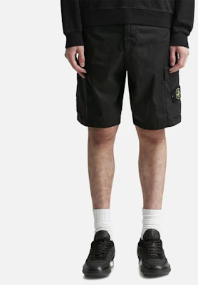 Seluar Pendek STONE ISLAND SS21 Hitam Multi-Poket Lelaki. 7415L0803-V0029 Shop Seluar Pendek STONE ISLAND SS21 Hitam Multi-Poket Lelaki. 7415L0803-V0029