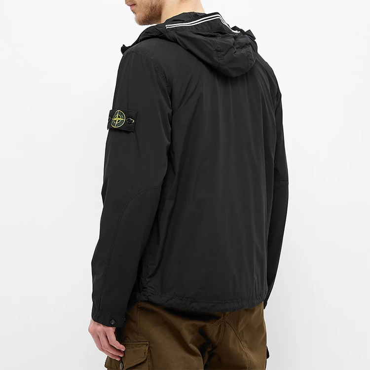 Shop STONE ISLAND SS21 Chaqueta Hoodie con Cremallera de Nylon Negro 741540131-V0029