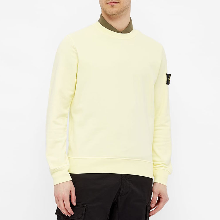 Stone Island SS21 Yellow Crewneck Sweatshirt with Sleeve Logo Badge for Men. 741563051-V0031 圖 4