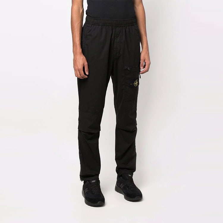 Sizing STONE ISLAND SS22 Seluar Kerja Kasual Hitam Logo Patch. 761530803-V0029