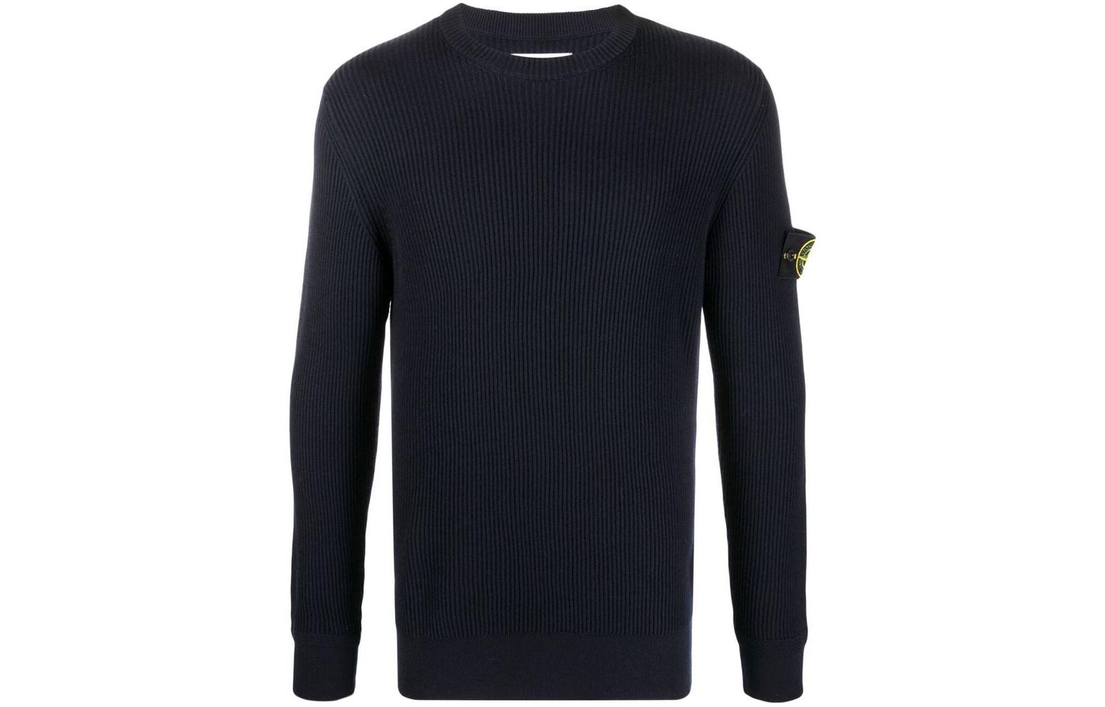 Stone Island SS22  Dark Blue Logo Patch Crewneck Wool Sweater. 7715553C2-V0020