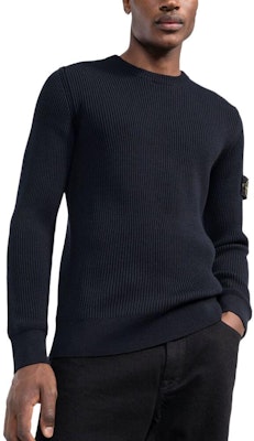 Stone Island SS22 深藍色標誌貼布羊毛圓領毛衣。 7715553C2-V0020 Purchase Stone Island SS22 深藍色標誌貼布羊毛圓領毛衣。 7715553C2-V0020