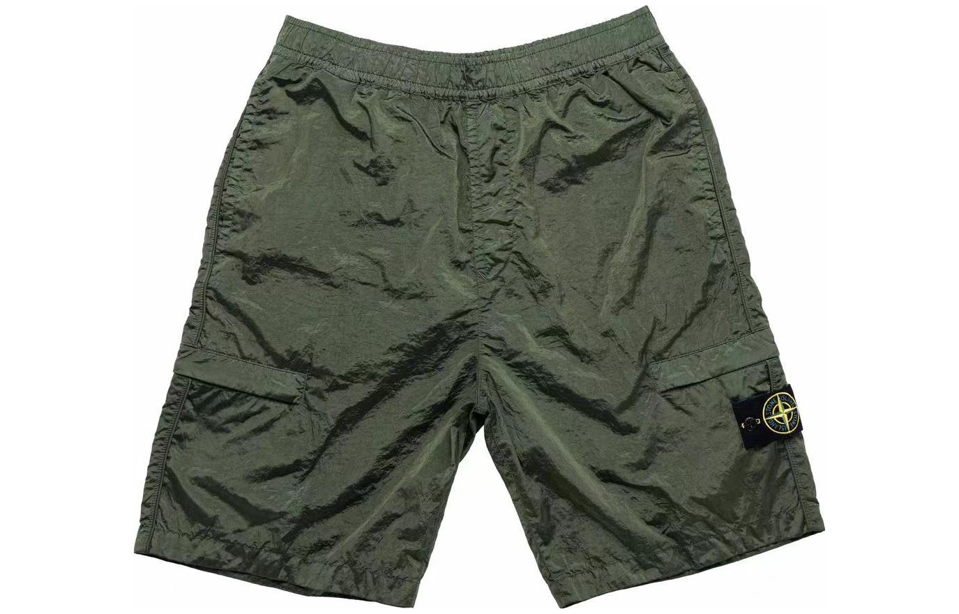 STONE ISLAND SS22  Green Relaxed Fit Logo Casual Shorts. 7615l1721-v0058