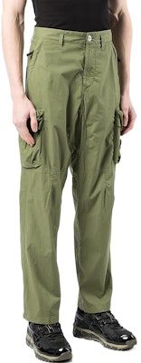 STONE ISLAND SS22 Seluar Cargo Hijau Straight-Leg Utility Lelaki 761532003-V0058 Lookbook STONE ISLAND SS22 Seluar Cargo Hijau Straight-Leg Utility Lelaki 761532003-V0058
