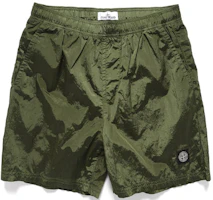 STONE ISLAND SS22 Metallic Nylon Casual Shorts Green 7615B0943-V0058 STONE ISLAND SS22 Metallic Nylon Casual Shorts Green 7615B0943-V0058