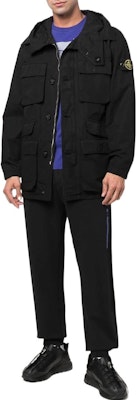 STONE ISLAND SS22 Sudadera Chaqueta Negra con Logo y Bolsillo para Hombre. 761542306-V0029 Lookbook STONE ISLAND SS22 Sudadera Chaqueta Negra con Logo y Bolsillo para Hombre. 761542306-V0029