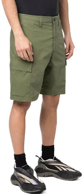 STONE ISLAND SS22 綠色印花標誌男士工裝短褲 7615L0803-V0058 Shop STONE ISLAND SS22 綠色印花標誌男士工裝短褲 7615L0803-V0058