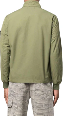 STONE ISLAND SS22 Lightweight Logo Patch Jacket Military Green 761541033-V0058 Purchase STONE ISLAND SS22 Lightweight Logo Patch Jacket Military Green 761541033-V0058