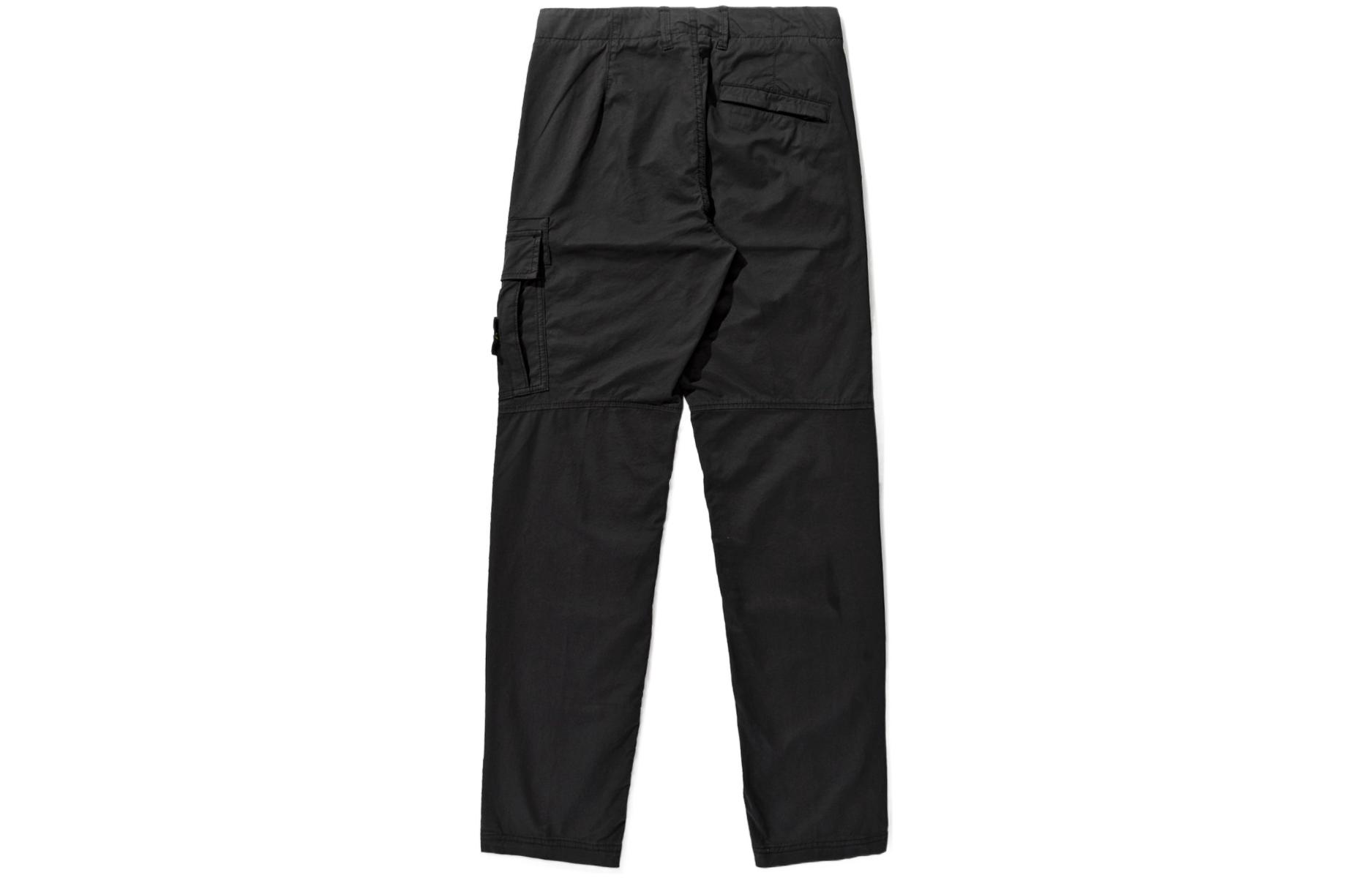 Lookbook STONE ISLAND SS22 Seluar Kasual Logo Utiliti Hitam. 761532419-V0029