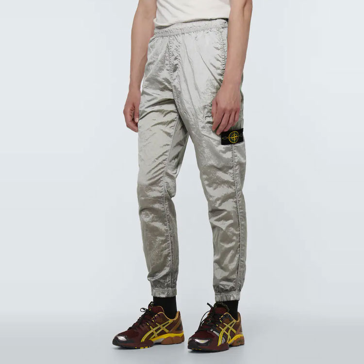 STONE ISLAND SS22 Metallic Nylon Logo Jogger Pants Men’s Ice Blue. 761531021-V0003 圖 5