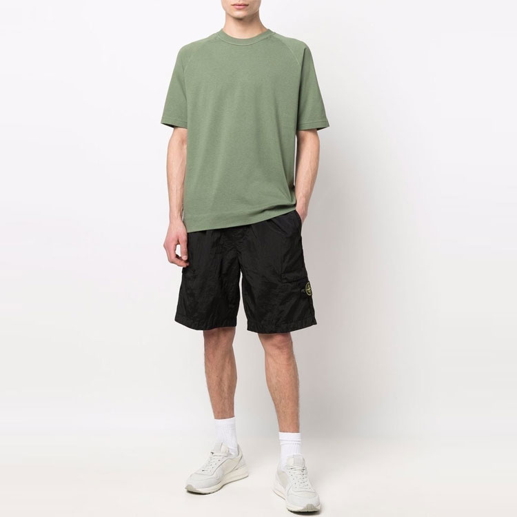 STONE ISLAND SS22 Solid Color Logo Relaxed Fit Shorts Black Men. 7615L1721-V0029 圖 4