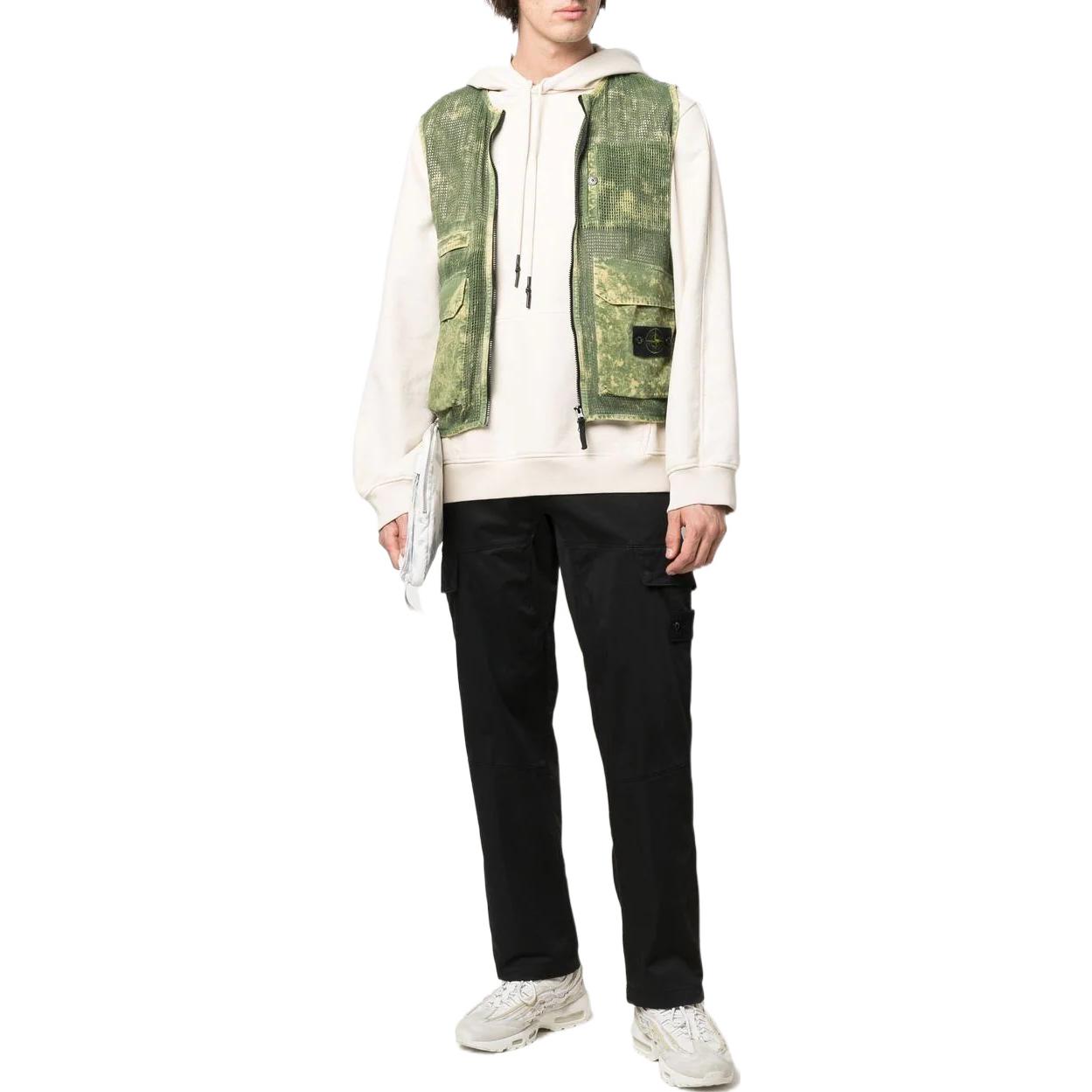 Lookbook STONE ISLAND SS22 綠色紮染網眼背心 7615G0622-V0058