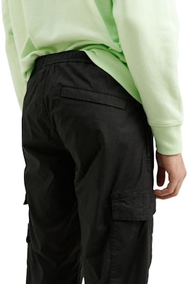 ストーンアイランド SS23 ブラック エラスティックウエスト ロングカーゴジョガーパンツ 781530803-V0029 Details for ストーンアイランド SS23 ブラック エラスティックウエスト ロングカーゴジョガーパンツ 781530803-V0029