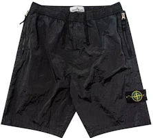 Order Stone Island SS23 黑色尼龍中腰休閒短褲。 7815L0319-V0029