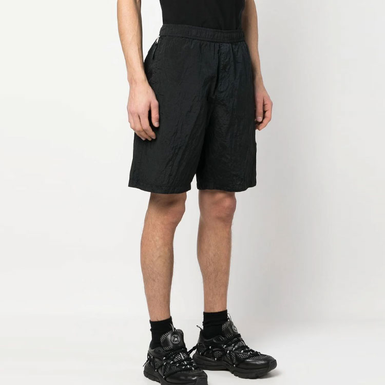 Stone Island SS23  Black Nylon Logo Mid-Waist Casual Shorts. 7815L0319-V0029 圖 6