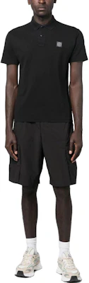 STONE ISLAND SS23 黑色純色直筒短袖POLO衫. 101520557-A0029 Purchase STONE ISLAND SS23 黑色純色直筒短袖POLO衫. 101520557-A0029