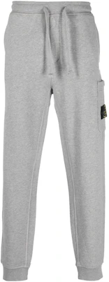STONE ISLAND SS23 Jogger Kelabu Kasual dengan Logo Patch. 101564451-A0M64 Buy STONE ISLAND SS23 Jogger Kelabu Kasual dengan Logo Patch. 101564451-A0M64