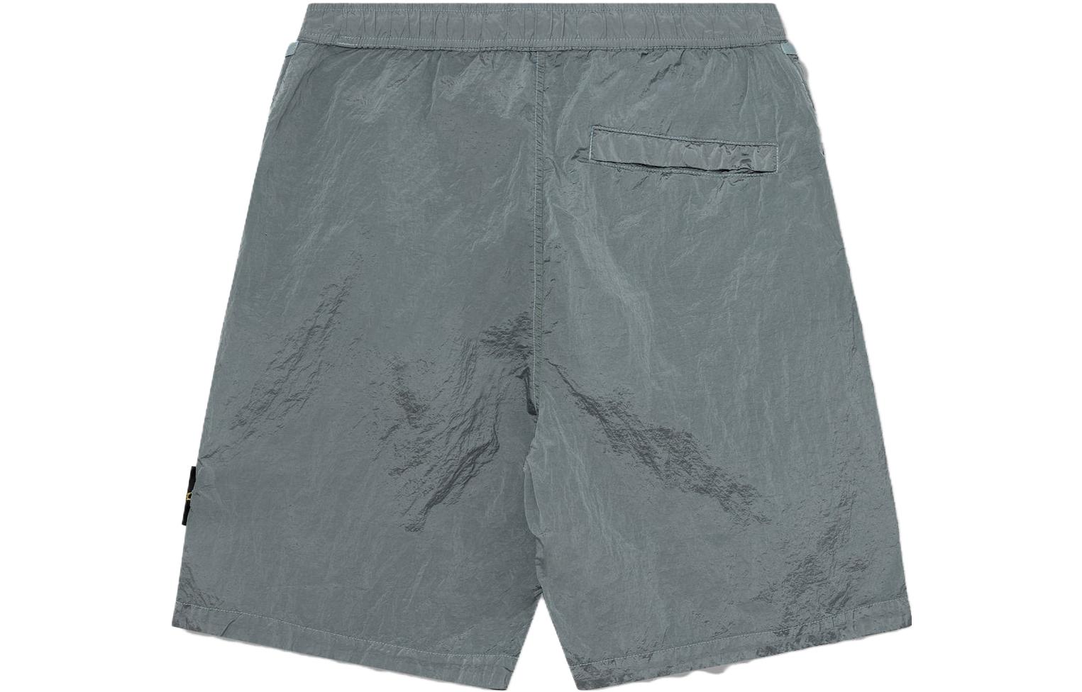 Lookbook STONE ISLAND SS23 復古尼龍標誌休閒短褲 天空藍 7815L0319-V0041