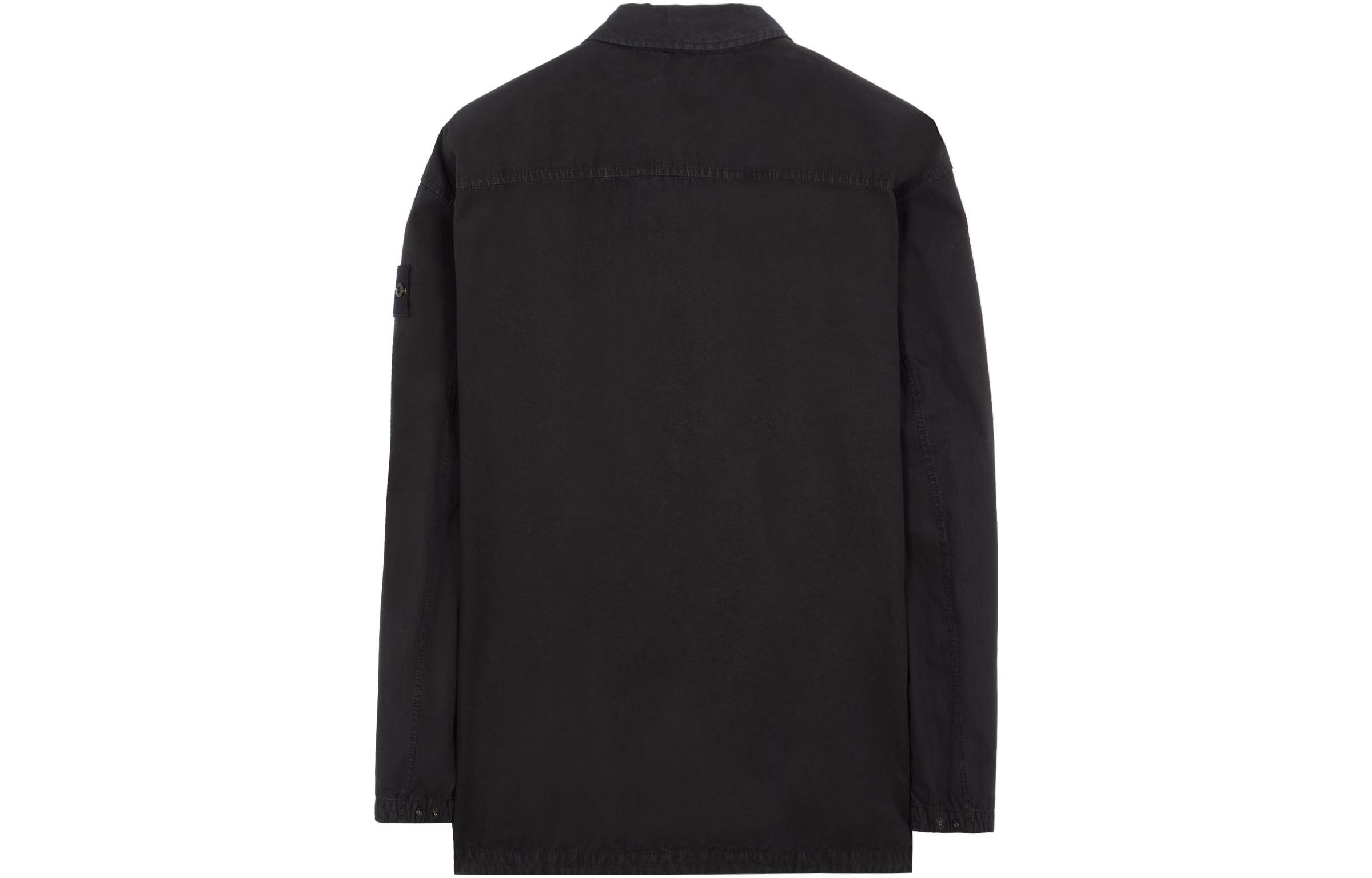 Lookbook ストーンアイランド SS23 ウォッシュドブラック ダブルポケットボタンアップジャケット. 7815115WN-V0129