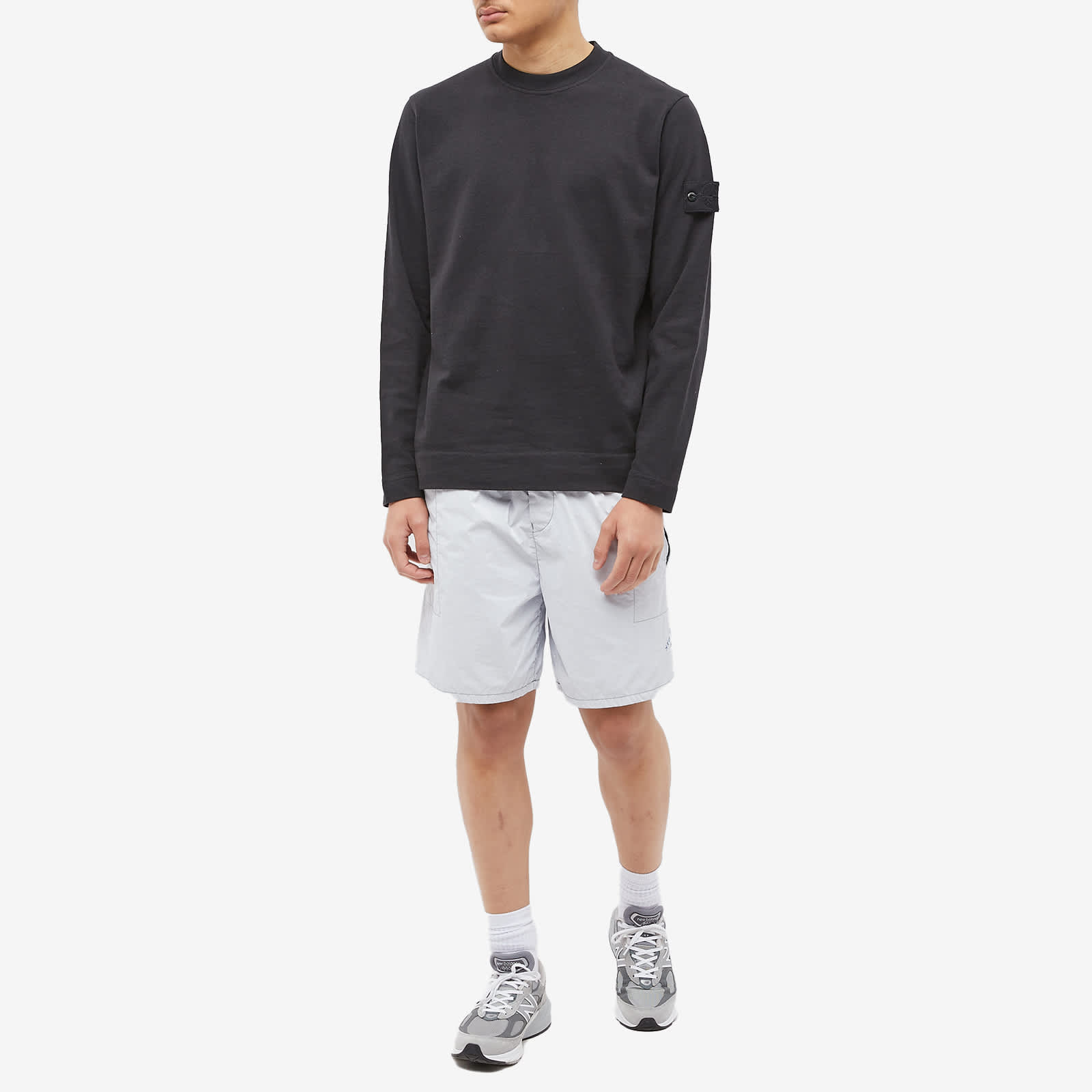 Purchase Stone Island SS23 Ghost 系列黑標黑色羊毛圓領長袖上衣 男款 7815611F3-V0029