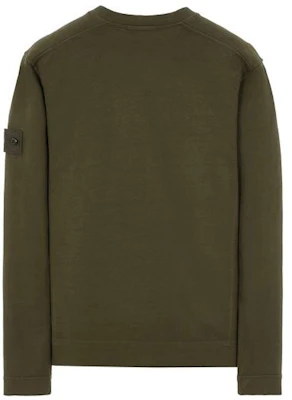 Stone Island SS23 Ghost Series Military Green Badge Crewneck Sweatshirt for Men. 7815611F3-V0054 Lookbook Stone Island SS23 Ghost Series Military Green Badge Crewneck Sweatshirt for Men. 7815611F3-V0054